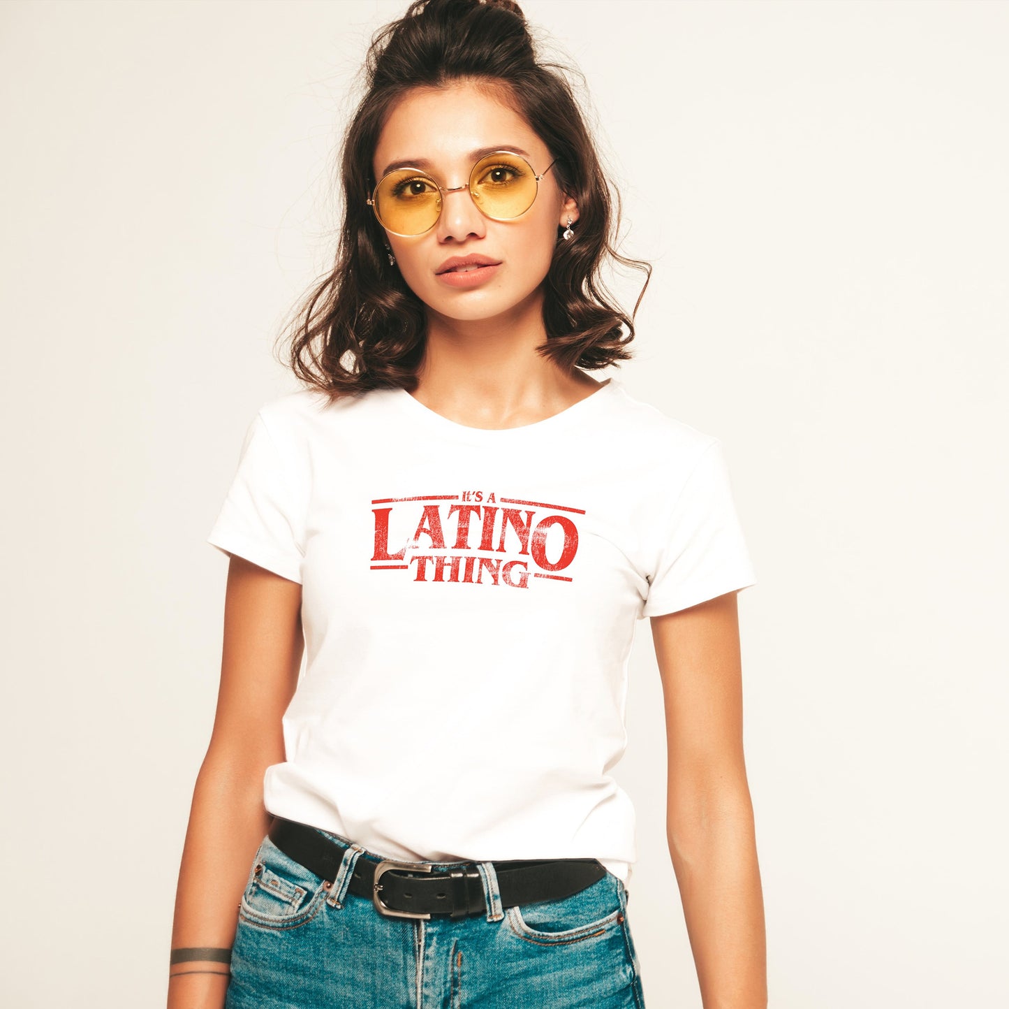 Es una cosa latina (mujeres)